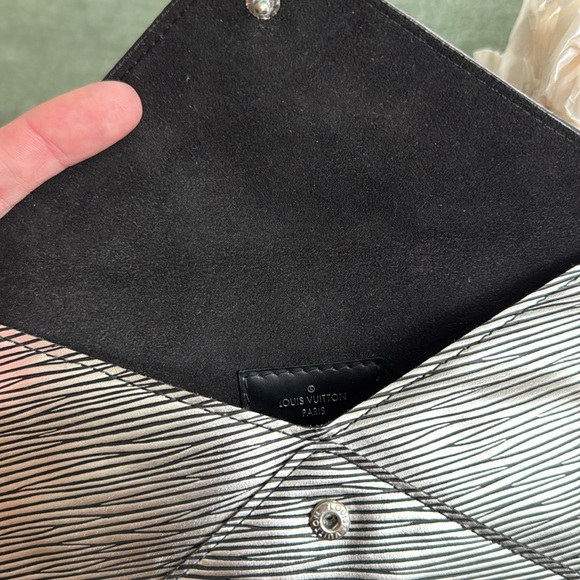 Louis Vuitton Epi Leather Metallic Clutch - Picture 5 of 5